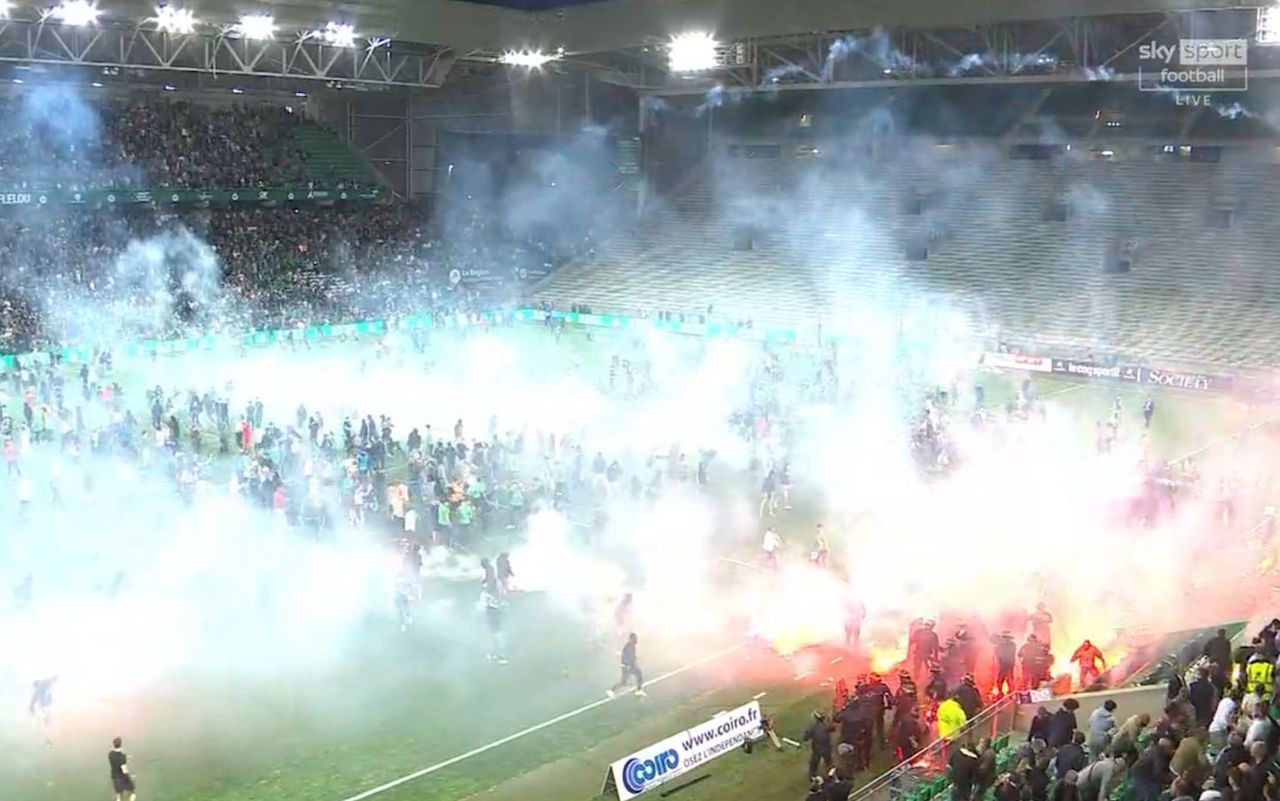 saint-etienne-retrocesso-invasione-tifosi-screen-gpo.jpg