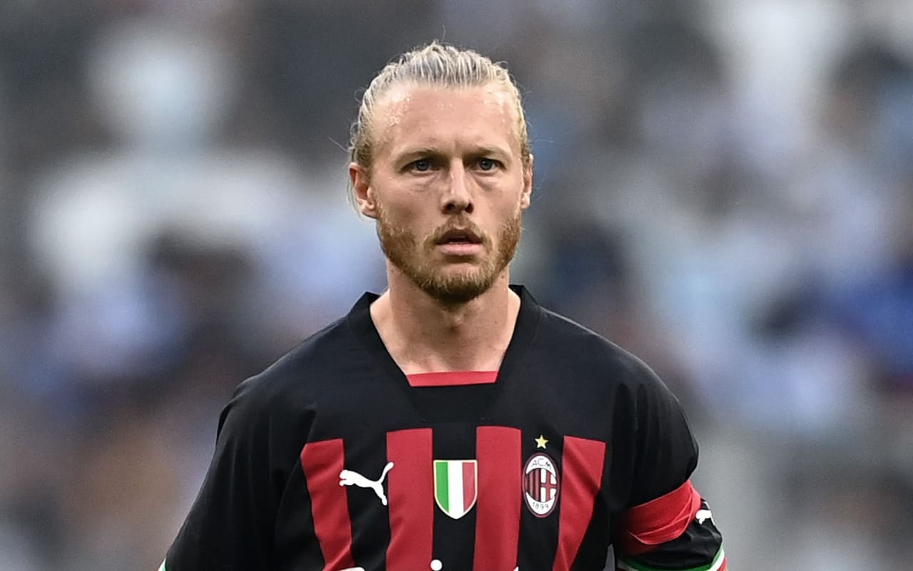 simon-kjaer-milan-image-gpo-min.jpg