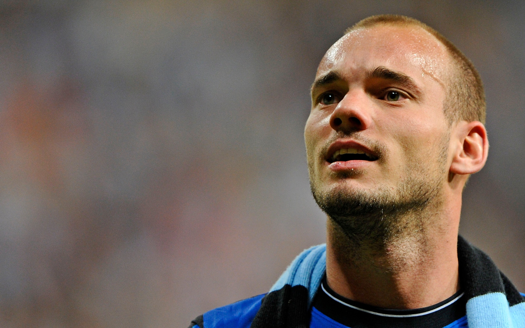 sneijder_x_gallery_triplete.jpg