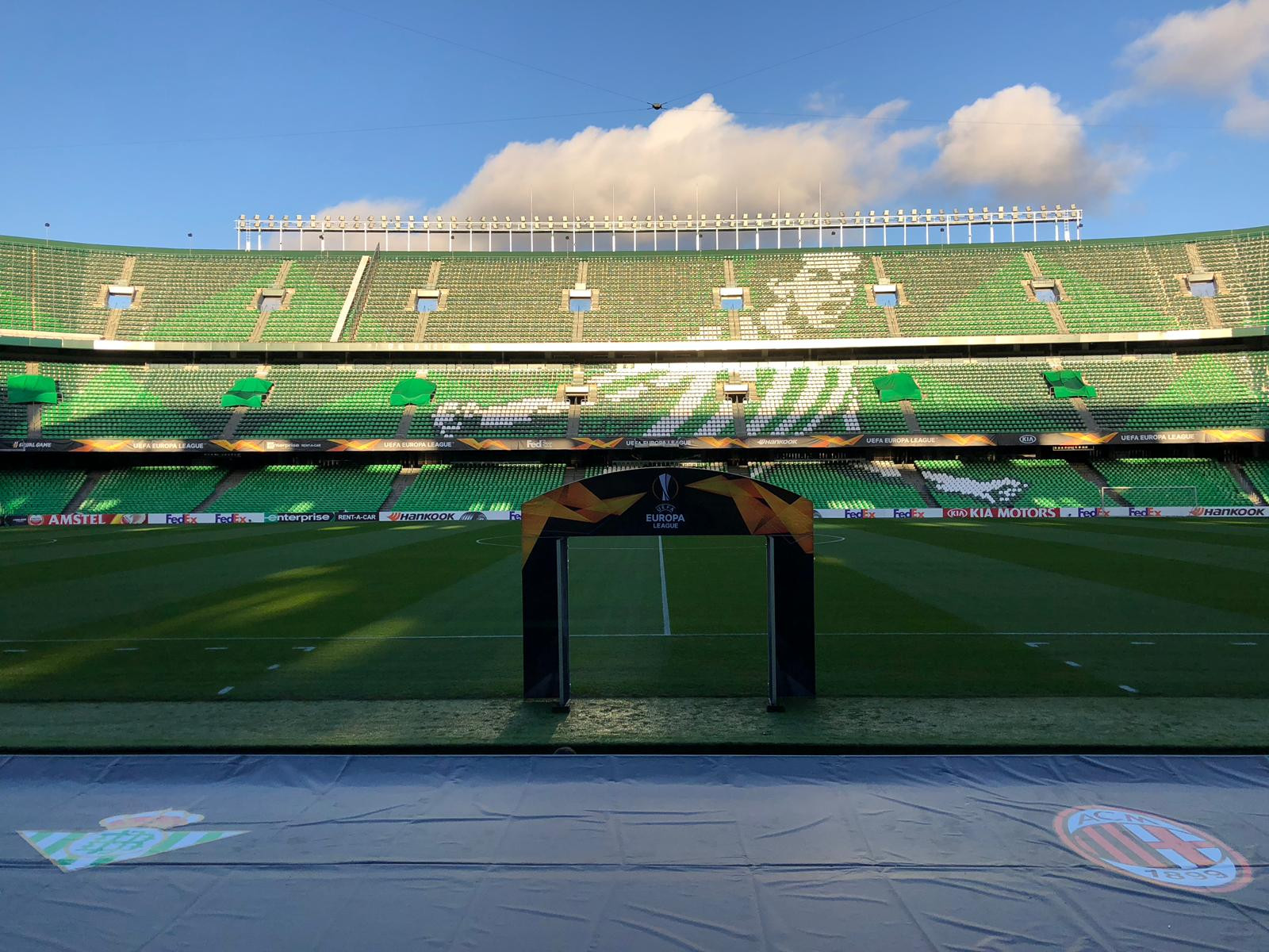 Betis stadio europa league.jpeg