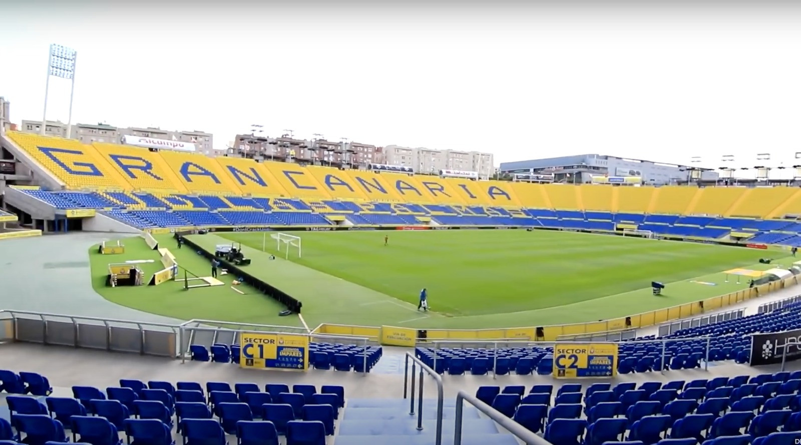 stadio-gran-canaria-screen.jpeg