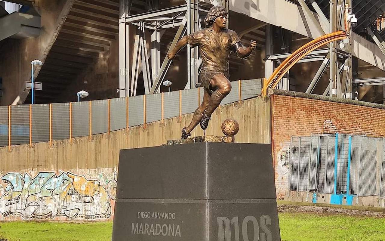 statua-maradona-stadio-25-novembre-2021-gdm-gpo.jpeg