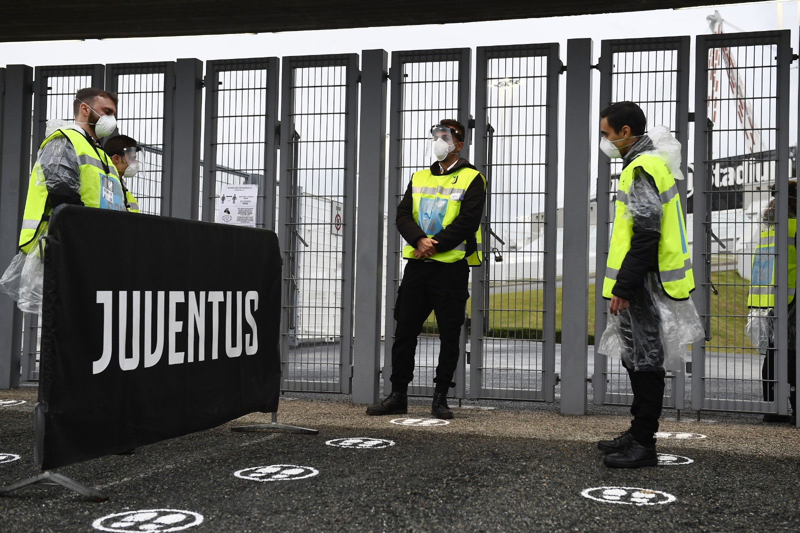 Steward_Juventus_Stadium_Image.jpg