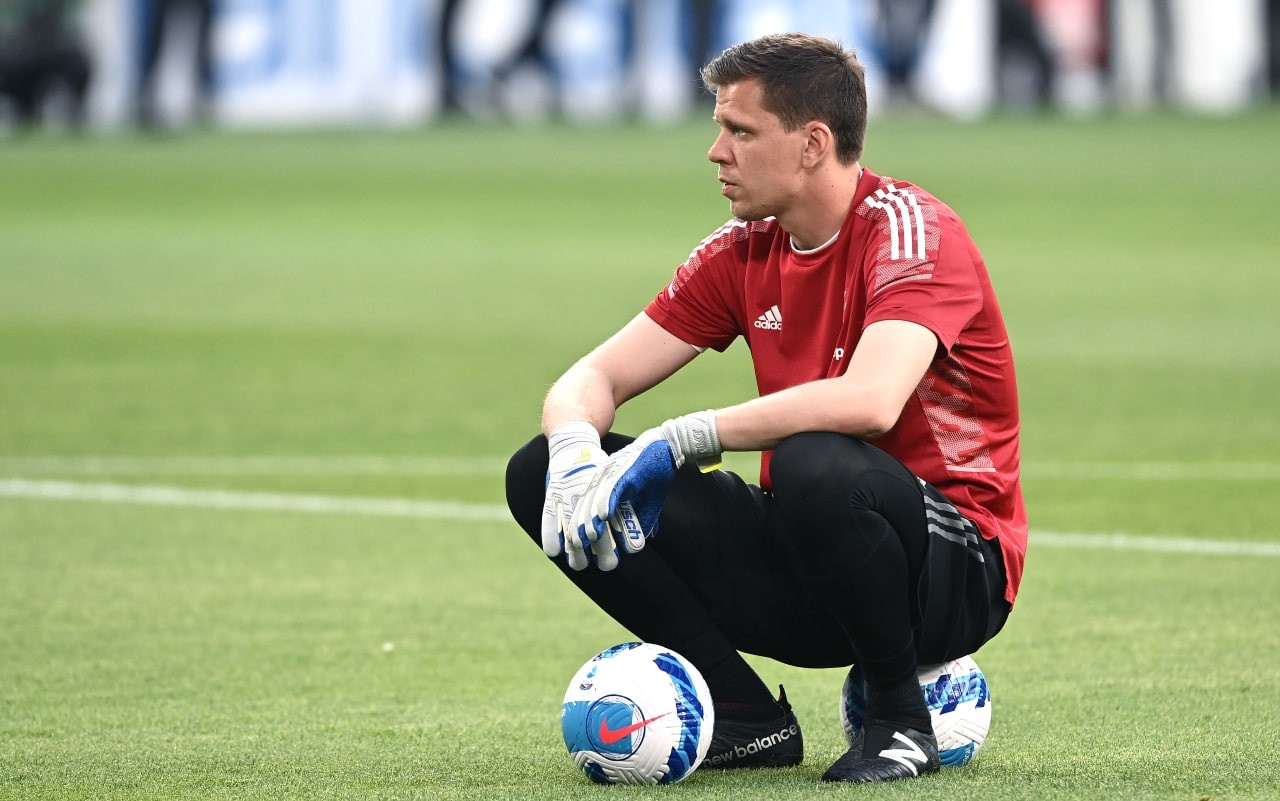 szczesny_image-min.jpg