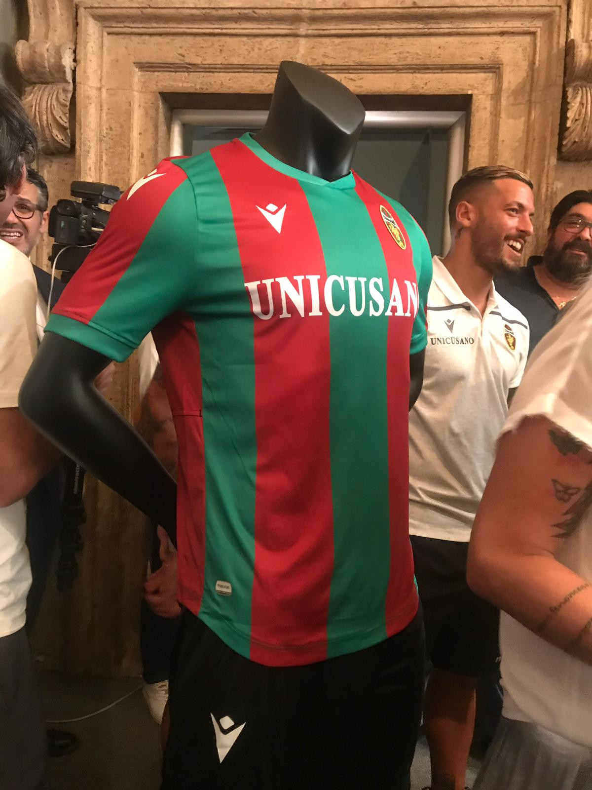 Ternana_Gallery_maglia_10_Gdm.jpg