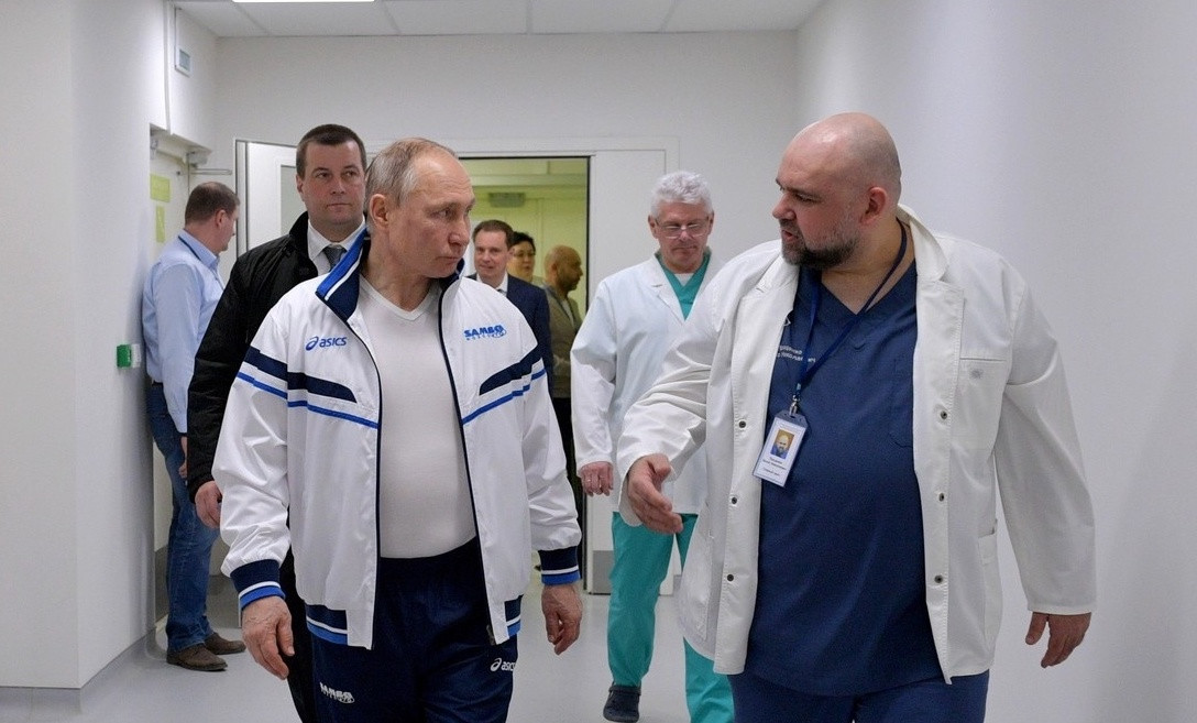 the-doctor-kommunarka-e28094-coronavirus.-a-week-ago-he-met-with-putin.jpg