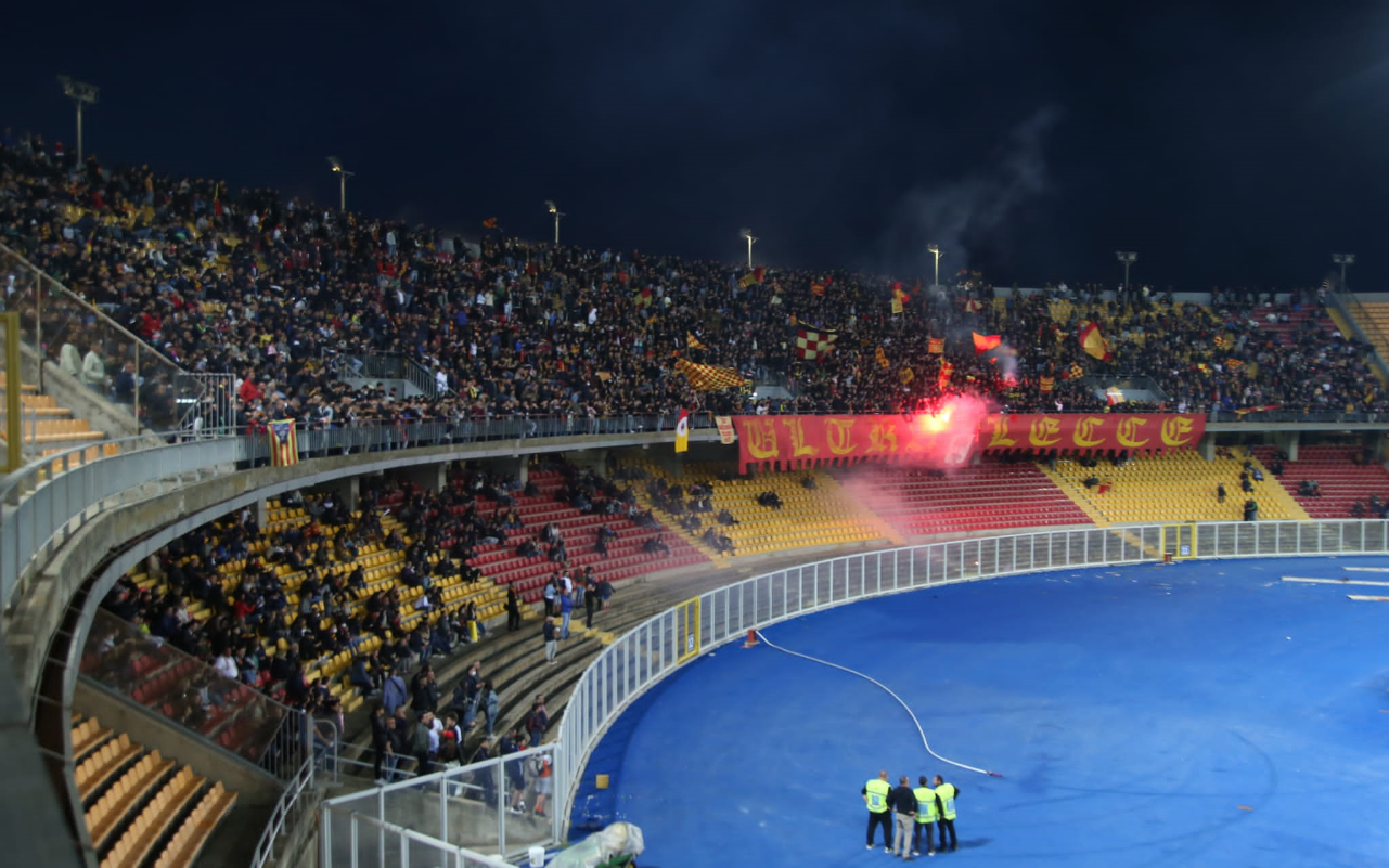 tifosi-lecce-curva-nord.png