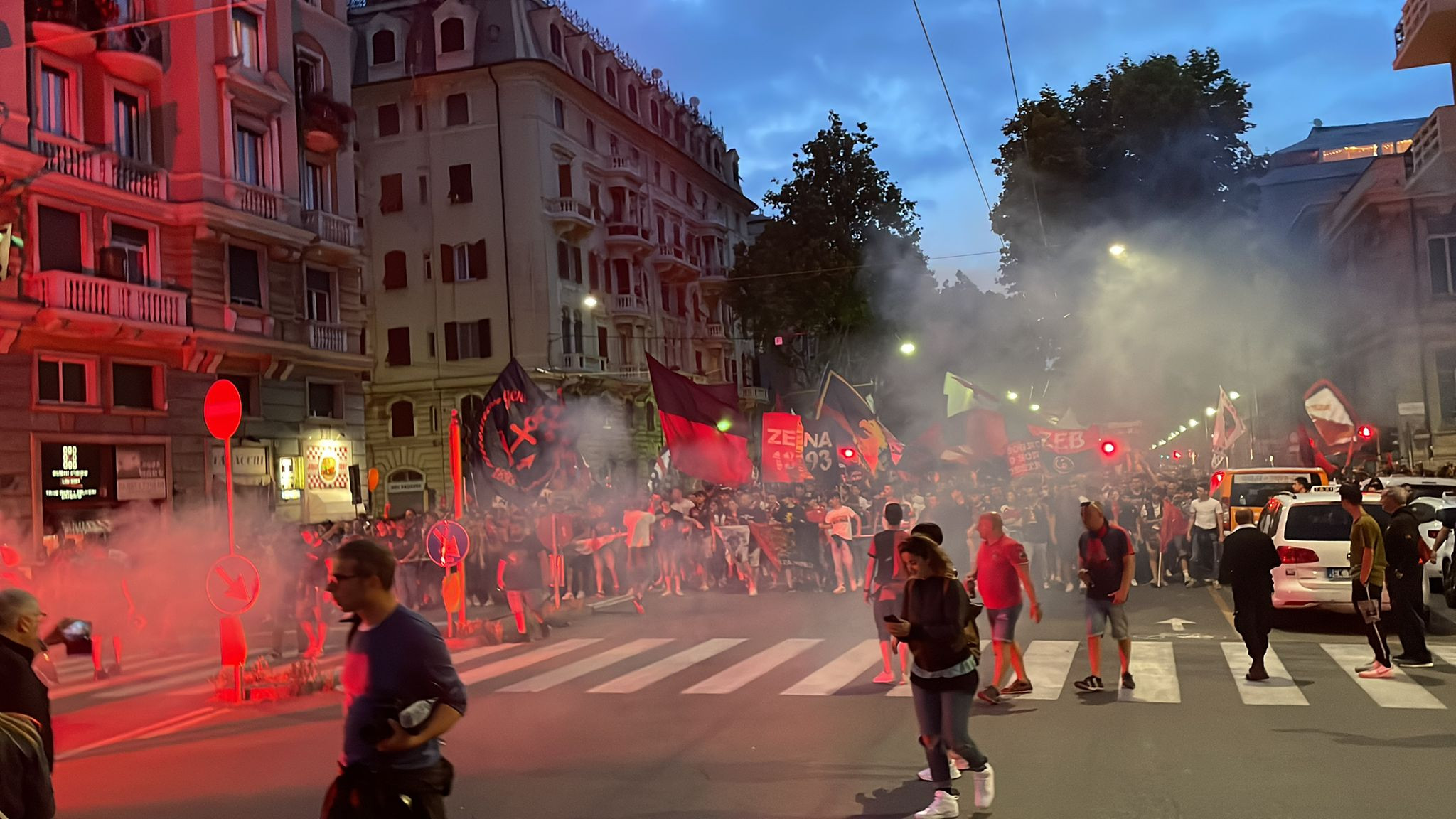 tifosi.genoa.jpg