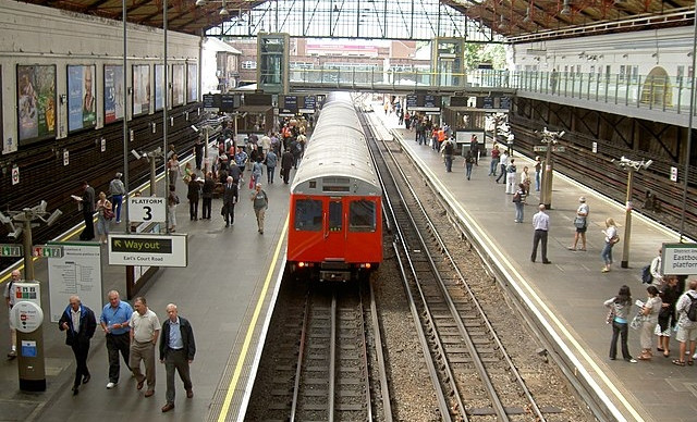 treni-londra-wikimedia-commons.jpg