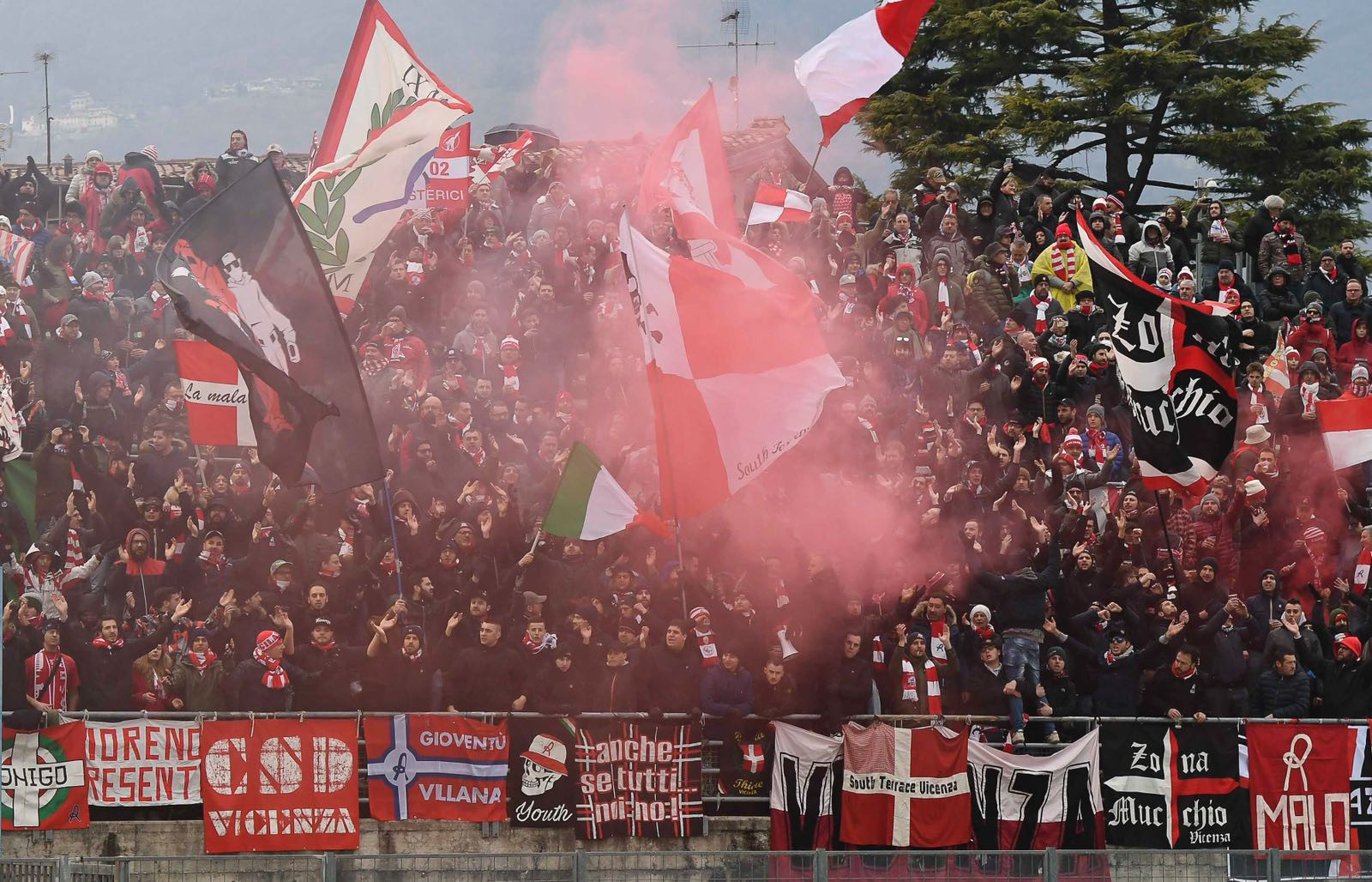 vicenza_tifosi_2.jpg