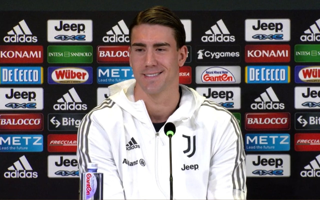 vlahovic-juventus-screen-3-min.jpg