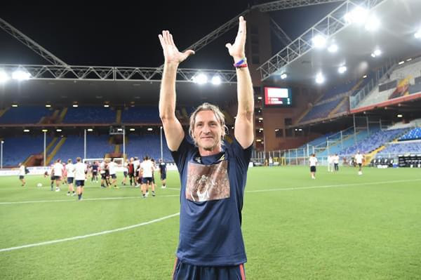 nicola maglia salvezza FOTO GENOA