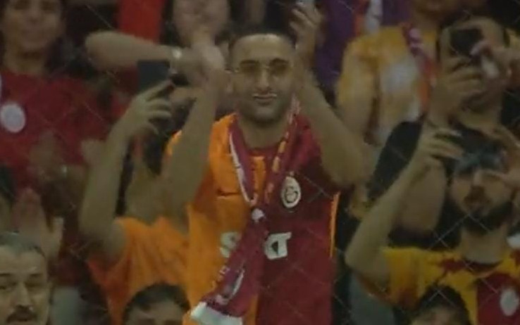 ziyech-tifosi-galatasaray-screen-2.jpg